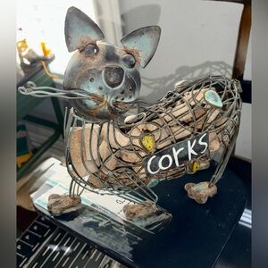 PICNIC PLUS Iron Metal Cat Figure Wine Bottle Cork Holder Caddy